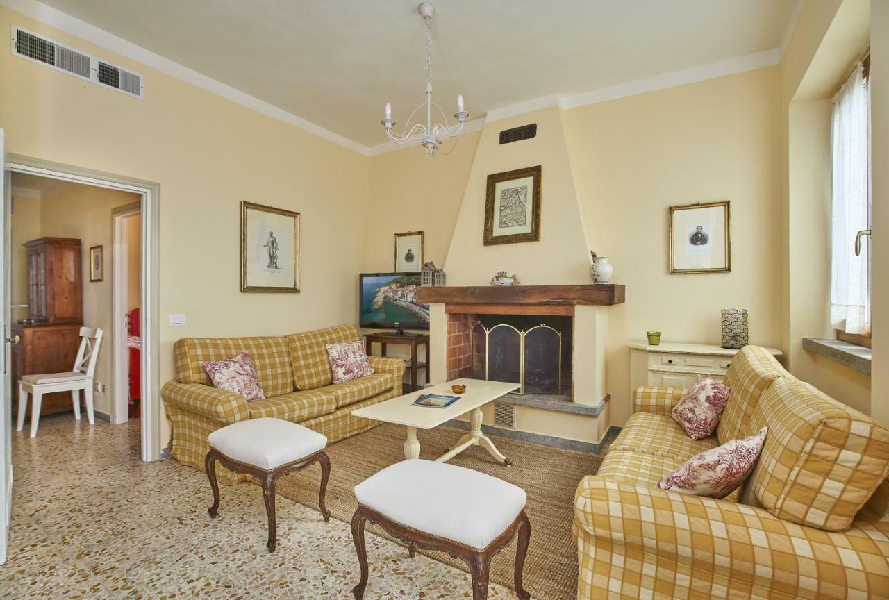 Marciana Hills Apartments מראה חיצוני תמונה