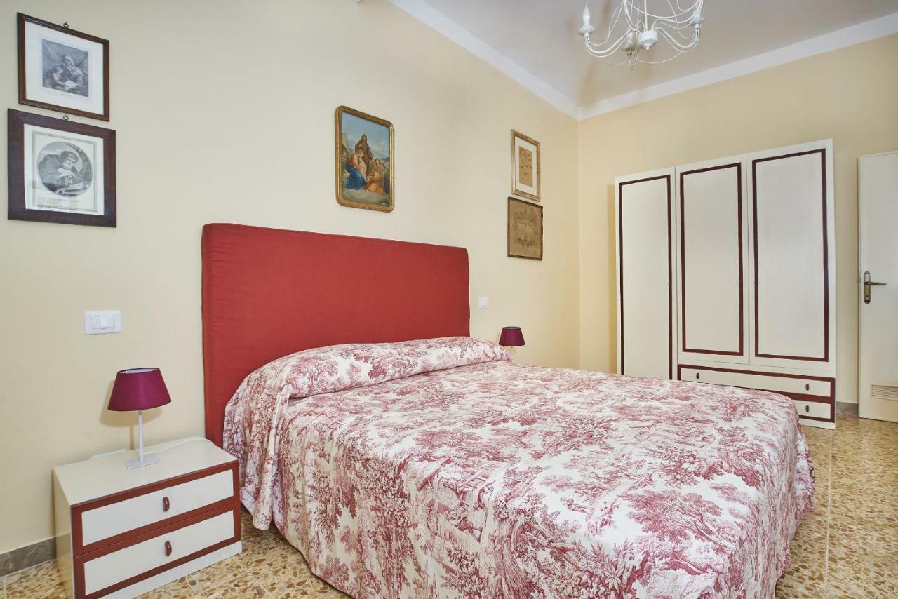Marciana Hills Apartments מראה חיצוני תמונה